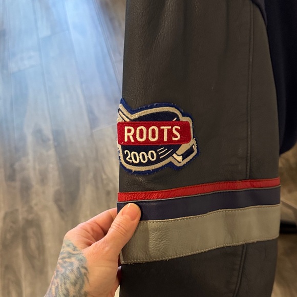 Vintage Roots Y2K Canucks Varsity Jacket - size xxl (as is) - Picture 9 of 17